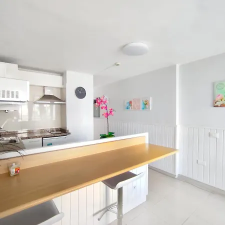 Sunshine Borinquen 플라야데라스아메리카스